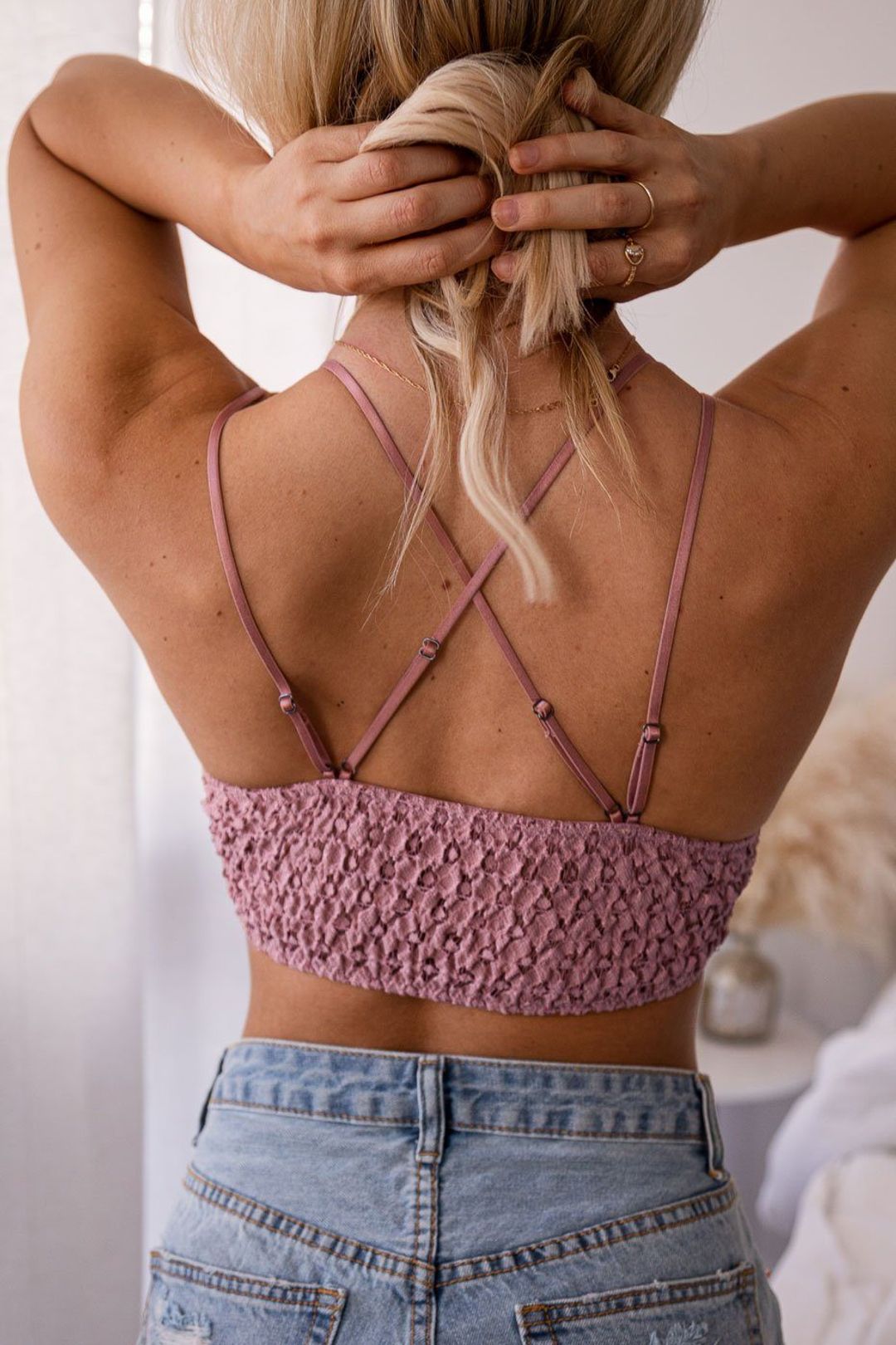 Sweet Muse Scallop Lace Bralette in Light Rose