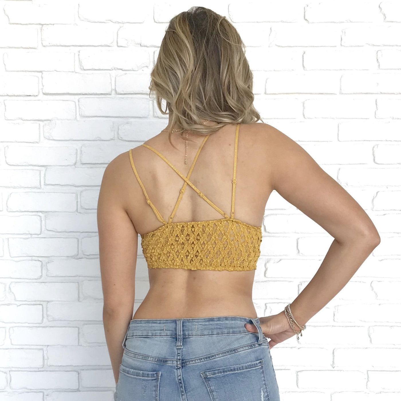 Sweet Muse Scallop Lace Bralette in Golden Wasabi