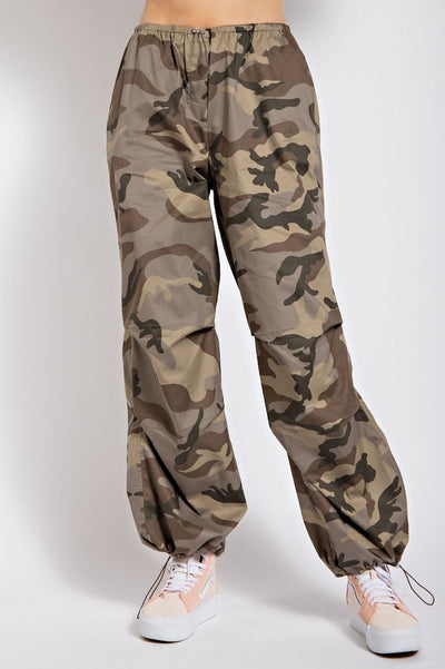 Hot Shot 90's Toggle Cargo Pants in Ash Olive Camo