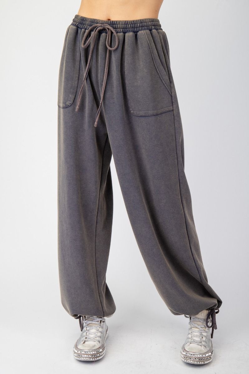 The Weekend Wonder Mineral Wash Lounge Pants in Washed Navy