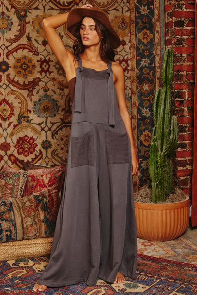 Good Days Jumpsuit with Pockets in Charcoal
